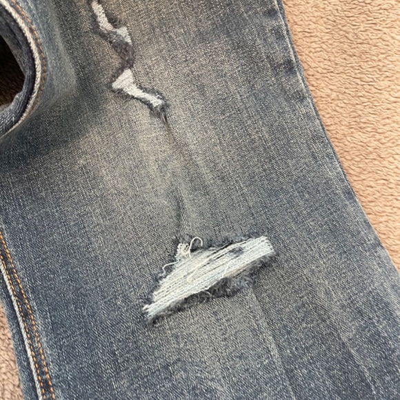 Old navy rockstar jeans - Picture 7 of 12